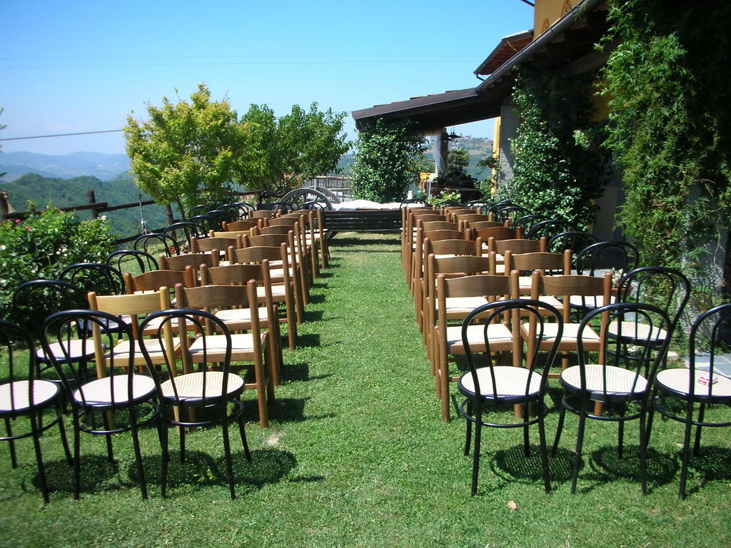 Agriturismo Le Piagge Ponzone 外观 照片